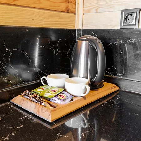 Aronia Kamp alanı Elmalik (Marmara)